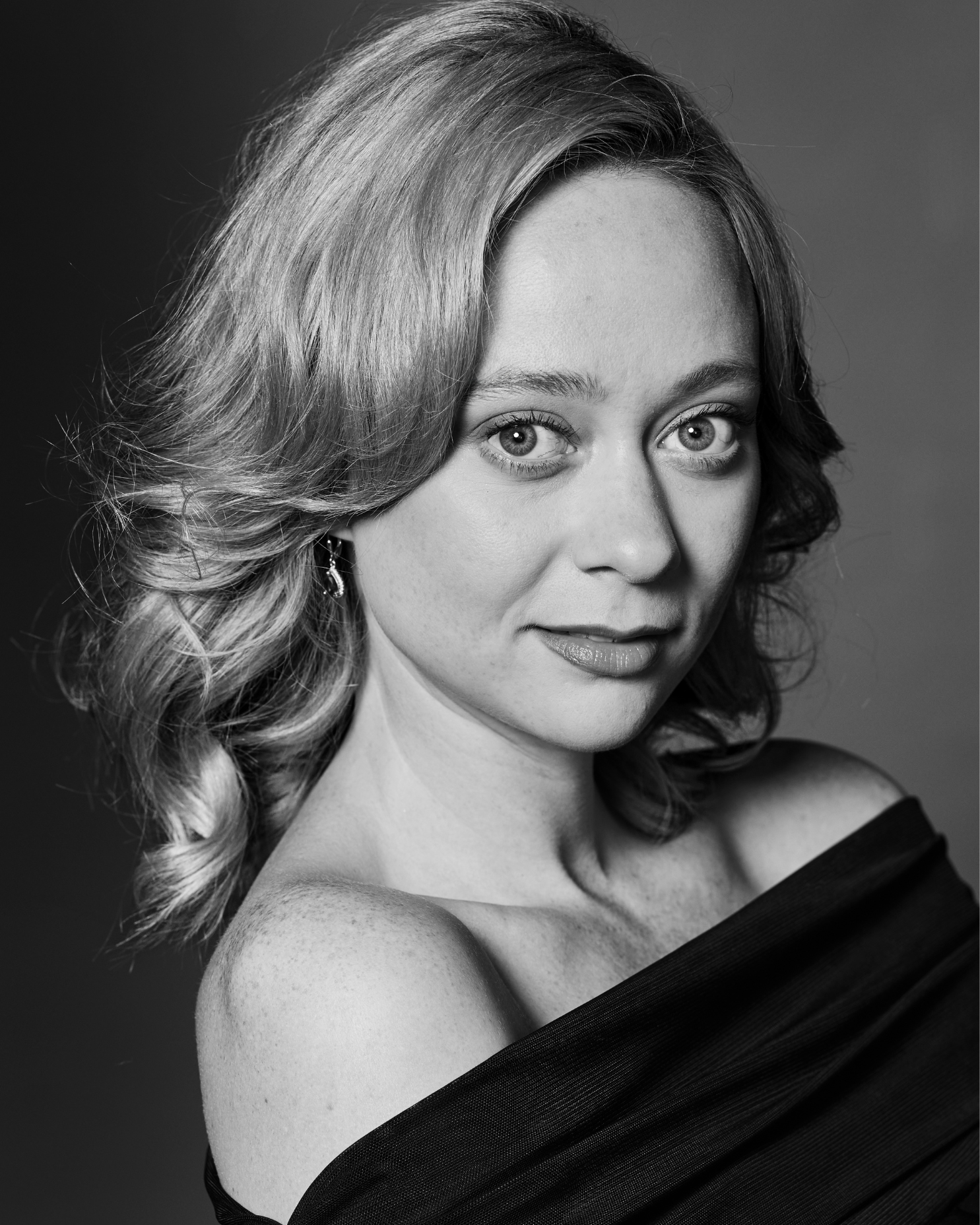 Adrianna Malecka - zdjęcie portretowe aktora Teatru Kwadrat
